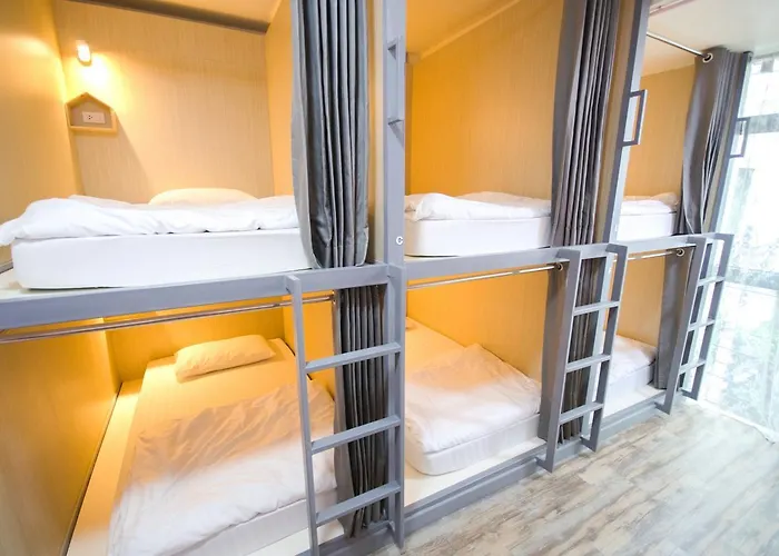 Good Day Hostel Bangkok